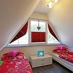 Dom wakacyjny Reethaus Romy In By Interhome